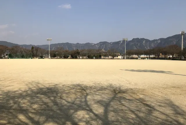 一の宮運動公園の多目的グラウンド