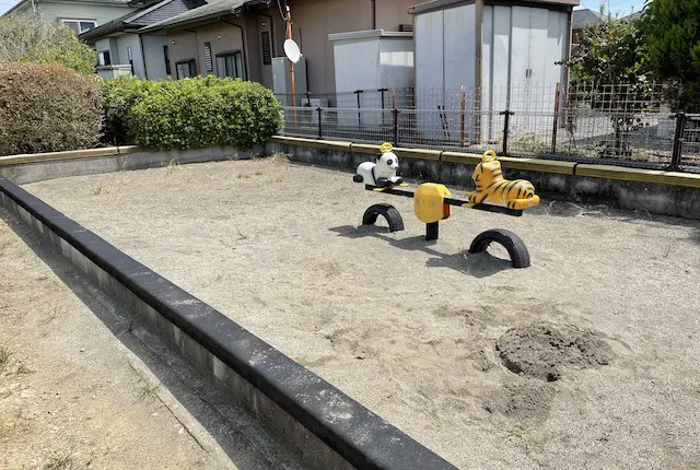 嘉島近隣公園の砂場