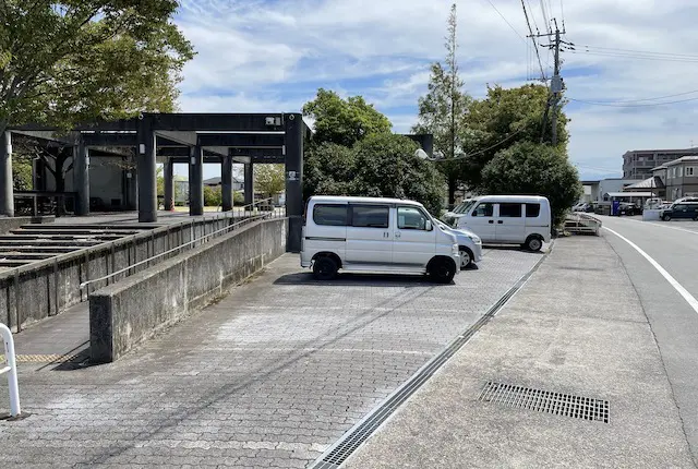 嘉島近隣公園の駐車場