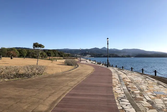 エコパーク恋人の聖地の親水護岸