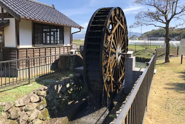 前川公園の水車