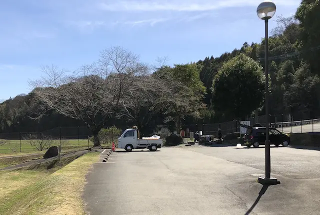 前川公園の駐車場