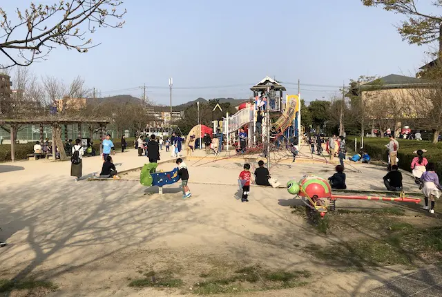 松江市北公園の遊具