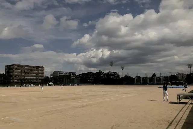 西宮中央運動公園の陸上競技場