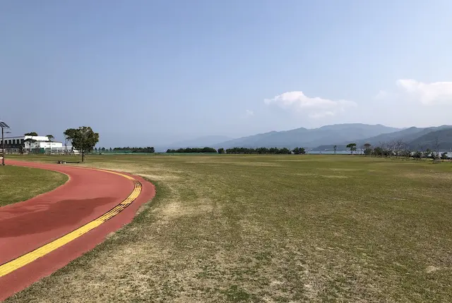 大矢崎緑地公園の運動広場