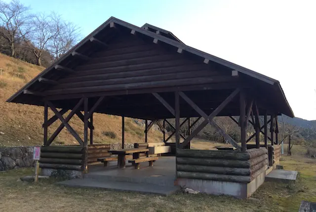 龍峯山自然公園の休憩所