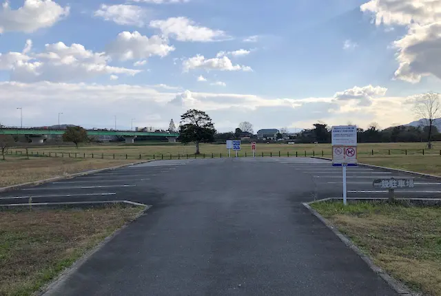 高田みんなの広場公園の駐車場