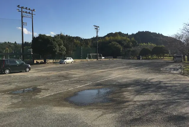 稲川グラウンドの駐車場