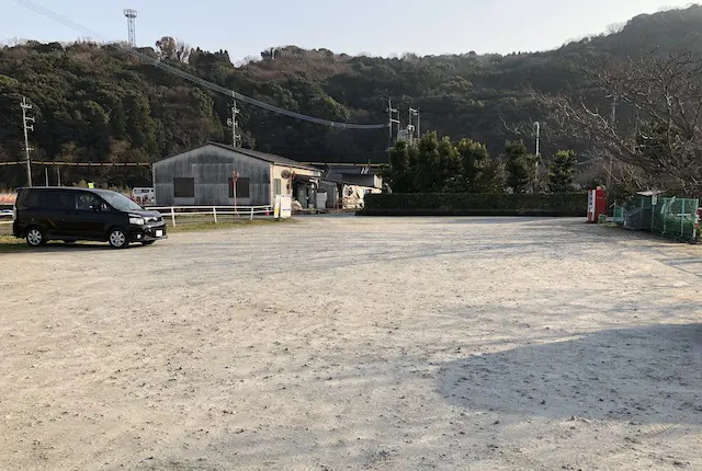 緑川地区農村運動広場の駐車場