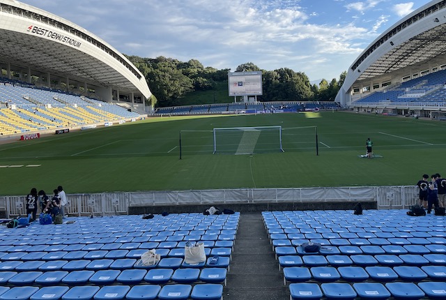 ベスト電器スタジアムのゴール裏スタンド