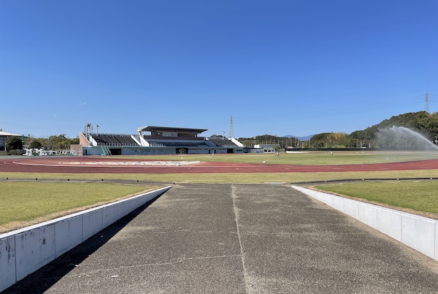 生目の杜運動公園の陸上競技場