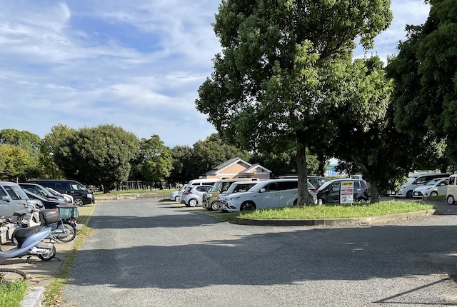 上月隈中央公園の駐車場