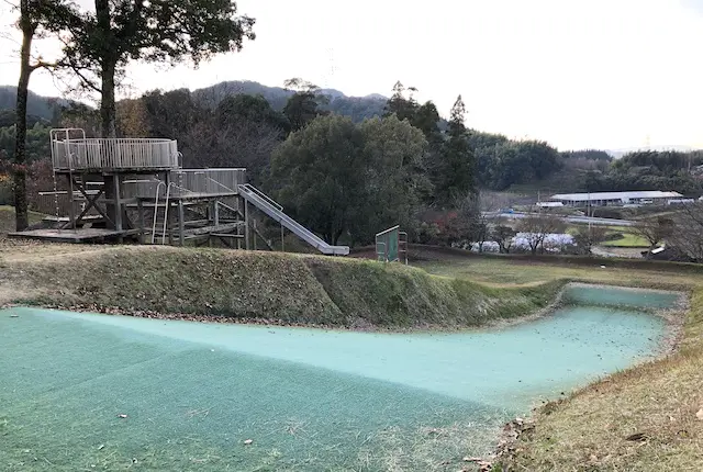 美里町カントリーパークの草スキー場