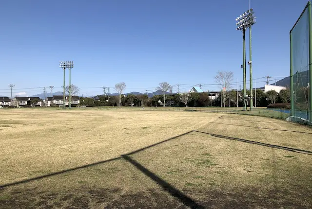 錦町国体記念球場の外野