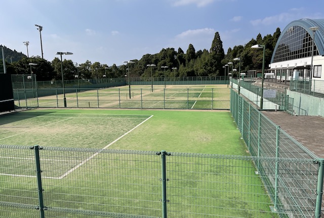 東市来総合運動公園のテニスコート