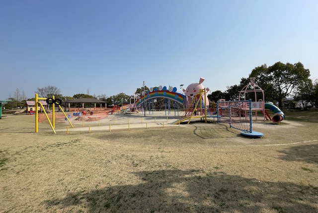 白石中央公園の遊具