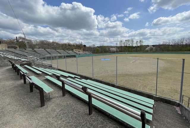 秋田県立中央公園の野球場