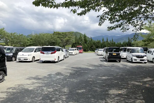 美里町総合体育館の駐車場