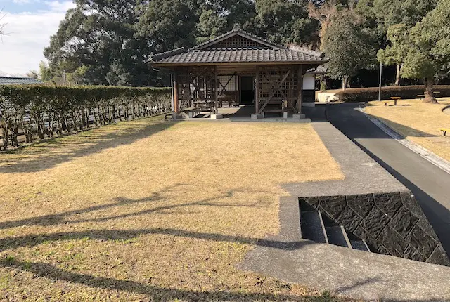 岡留公園のバーベキュー広場