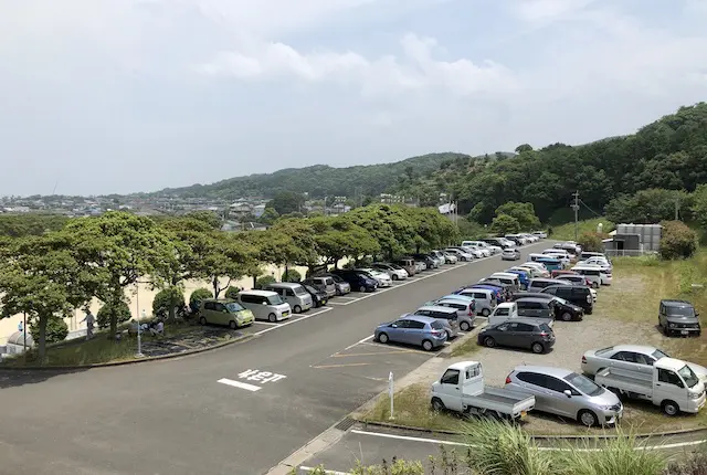 苓北町民総合センターの駐車場