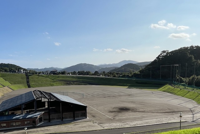 南郷中央公園多目的広場