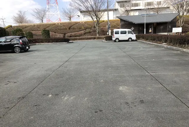 高尾野公園グラウンドの駐車場