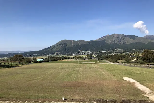 あそ望の郷くぎの芝生広場