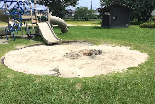 芭蕉公園の砂場