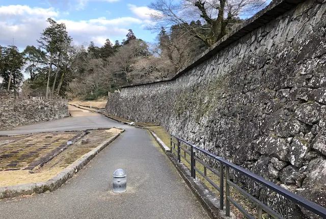 人吉城の武者返し