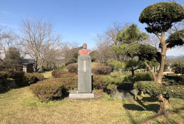 御船城山公園の田副清像