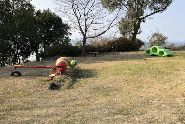 大崎鼻公園の遊具