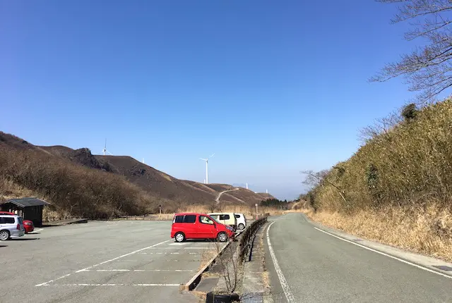 俵山峠展望所の駐車場